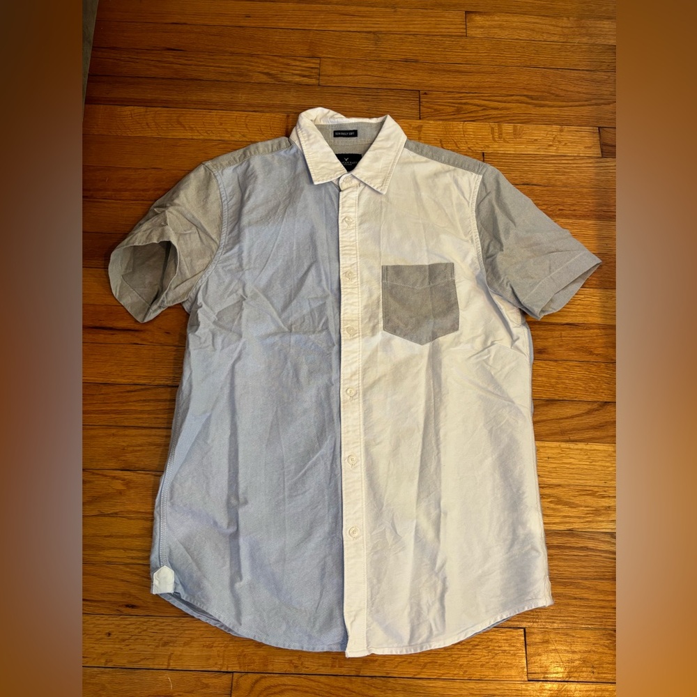 American Eagle short sleeve button down